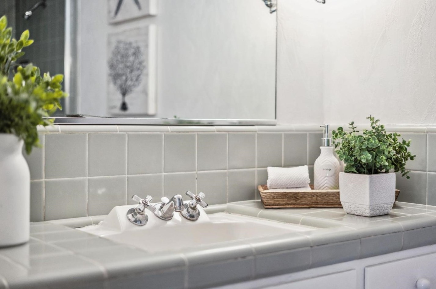 12546 Saratoga Crk Dr, Saratoga CA  95070-3569 exterior