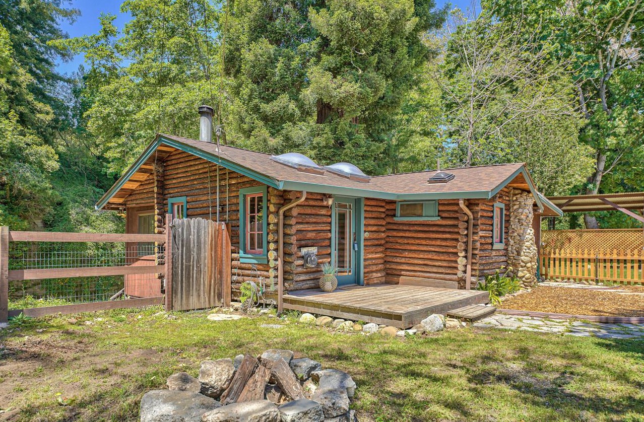 3364 Allred Ln, Soquel, CA 95073-9739