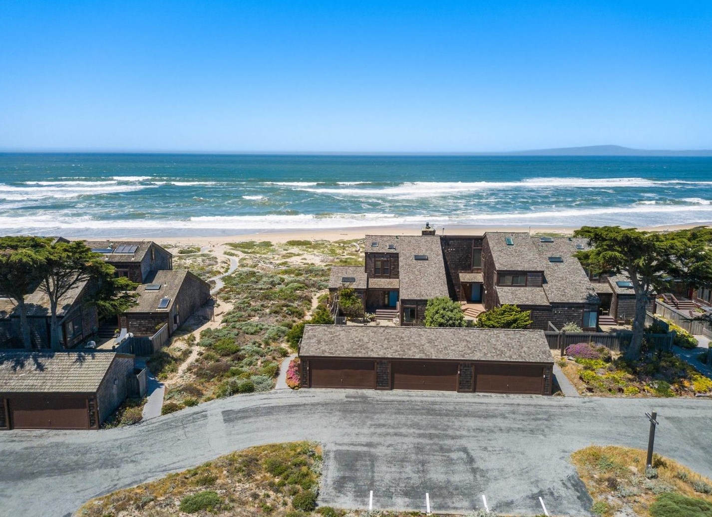 310 Monterey Dunes Way, Moss Landing, CA 95039