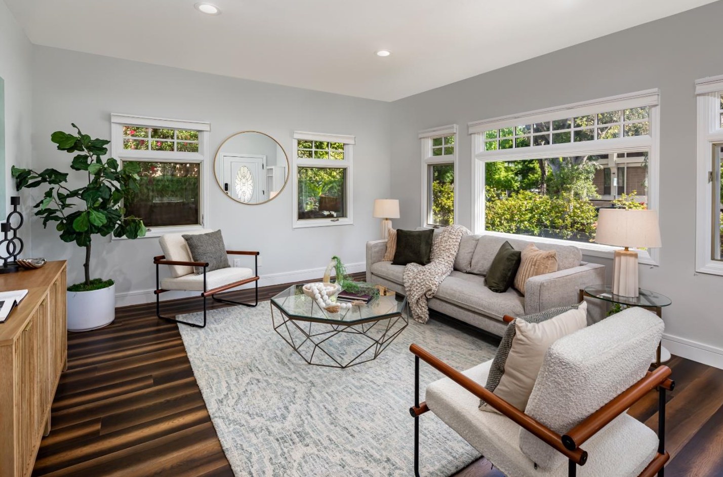 712 Waverley St, Palo Alto, CA 94301