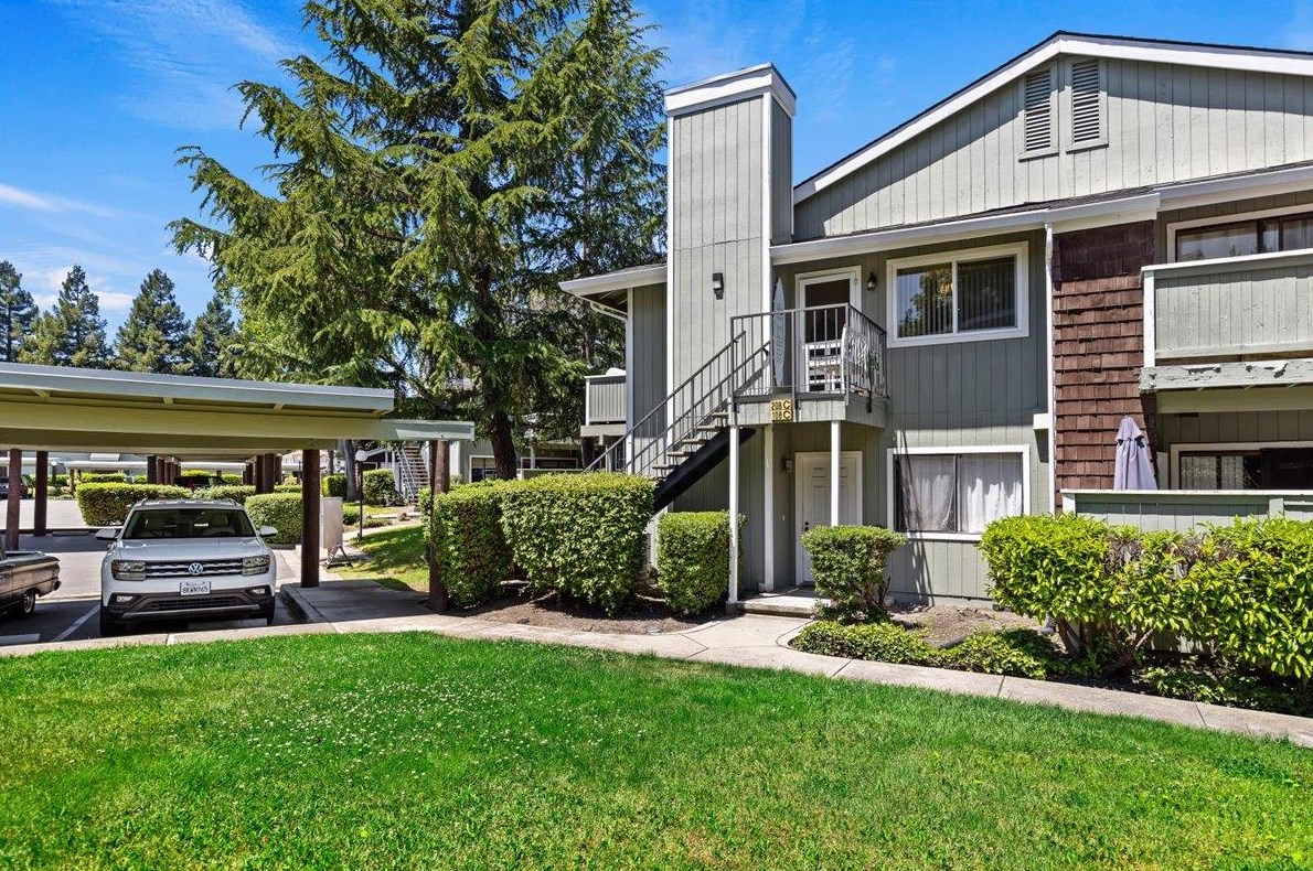 208 Compton Cir, San Ramon CA  94583-1766 exterior