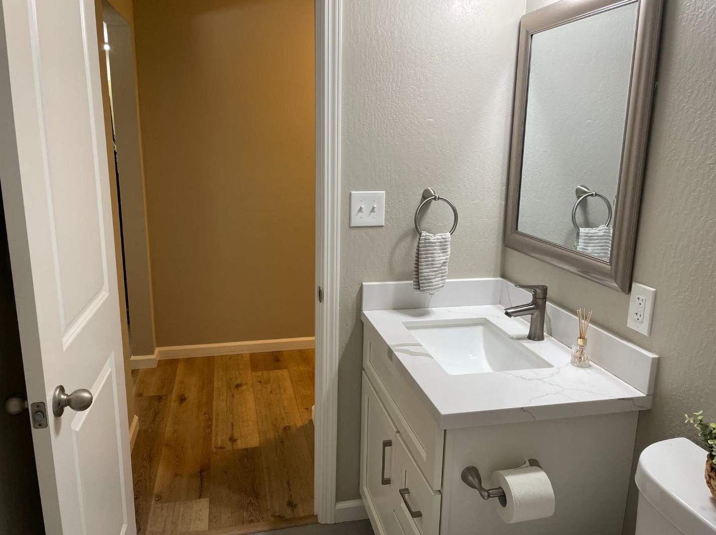 3429 Thunderbird Dr, Concord CA  94520-1526 exterior
