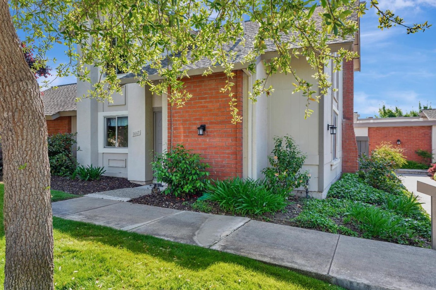 1667 New Brunswick Ave, Sunnyvale, CA 94087