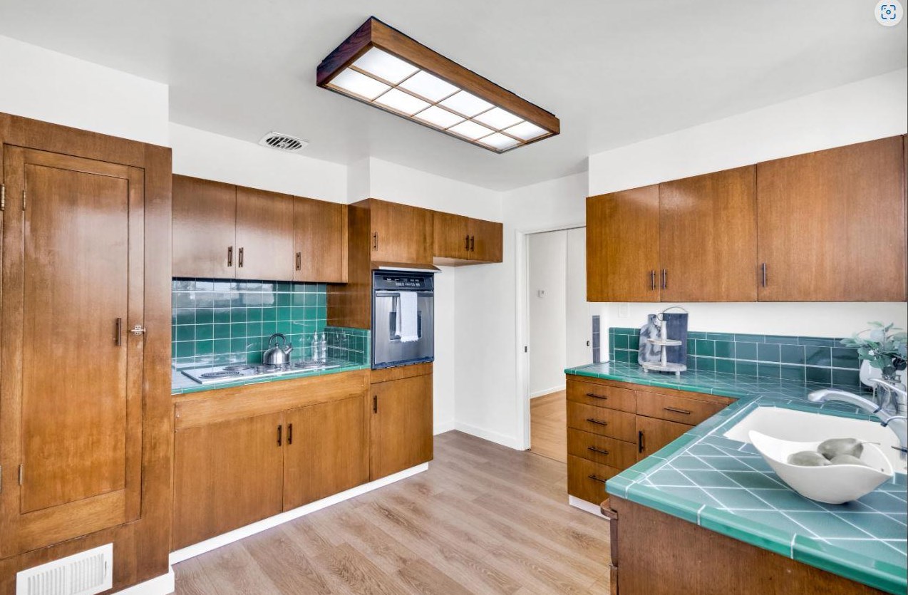 58 Pinehaven Dr, Daly City CA  94015-3544 exterior