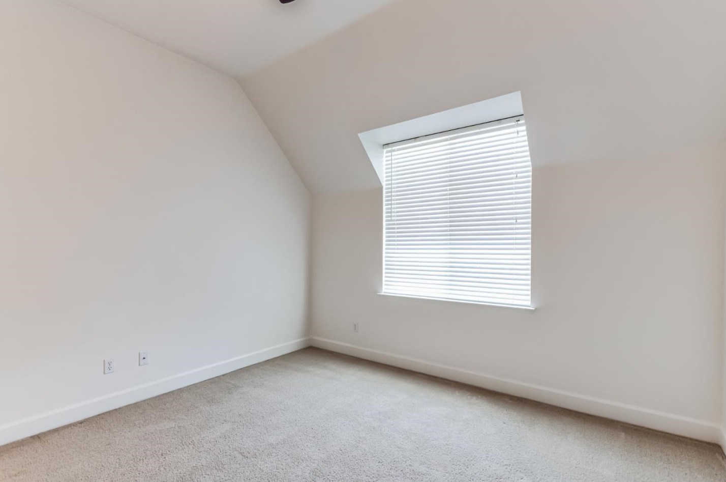 3203 Rapallo Pl, Folsom CA  95762-5464 exterior