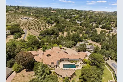 25751 Elena Rd, Los Altos Hills, CA 94022 - Photo 80