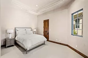 25751 Elena Rd, Los Altos Hills, CA 94022 - Photo 64