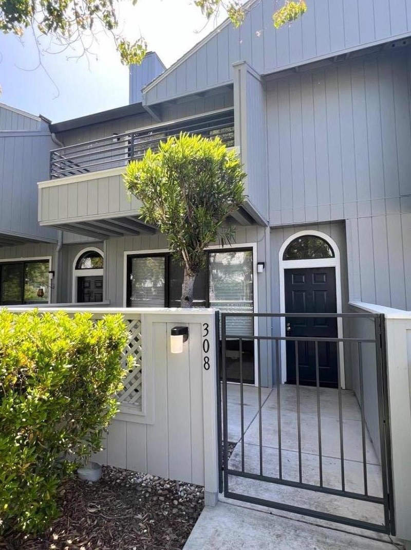 308 Rock Creek Way, Concord CA  94523-4714 exterior