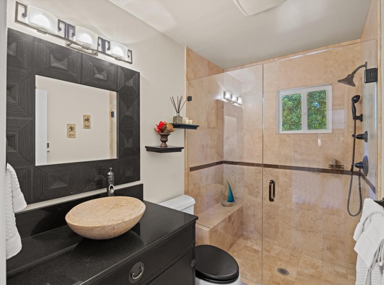 1780 Prescott Ave, Monterey CA  93940-1605 exterior