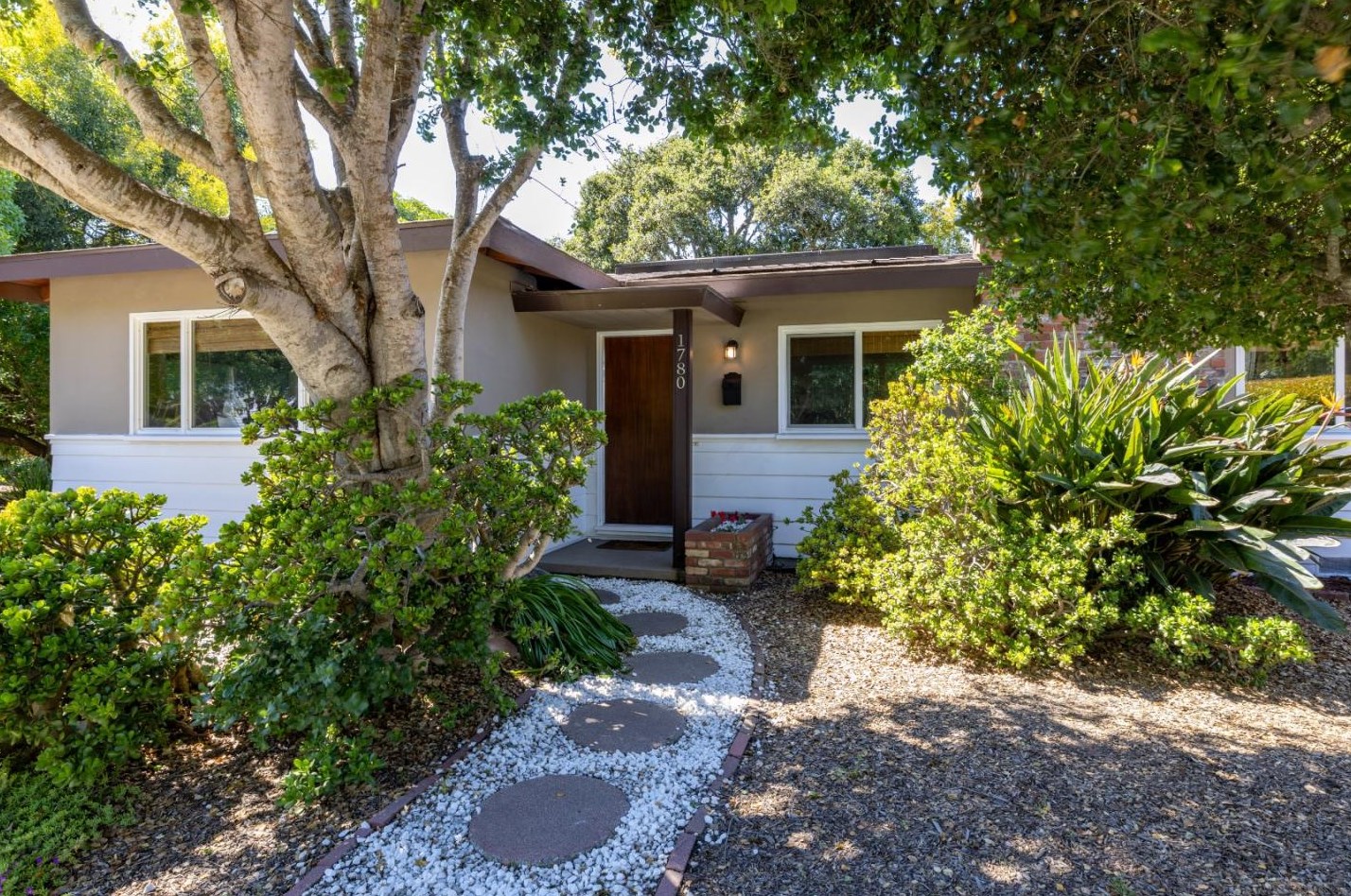 1780 Prescott Ave, Monterey CA  93940-1605 exterior