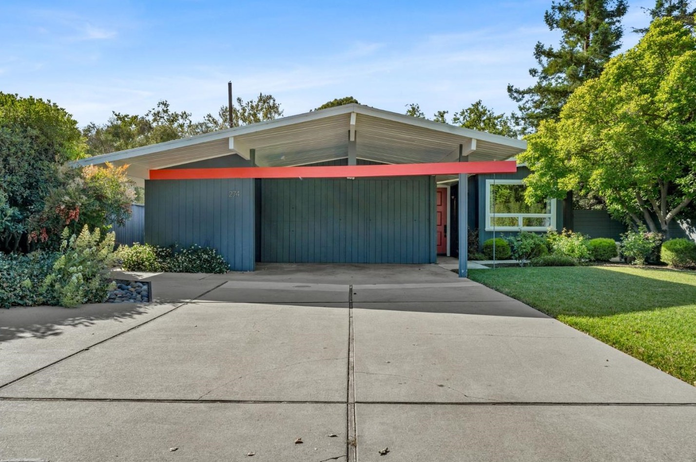 274 Tennessee Ln, Palo Alto, CA 94306
