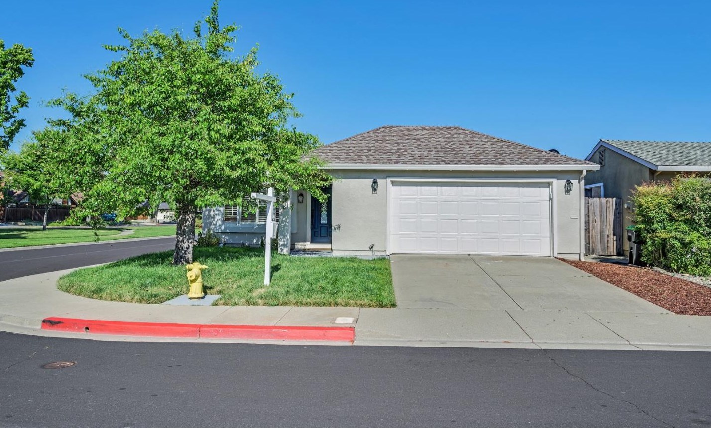 2514 Heatherlark Cir, Pleasanton, CA 94566