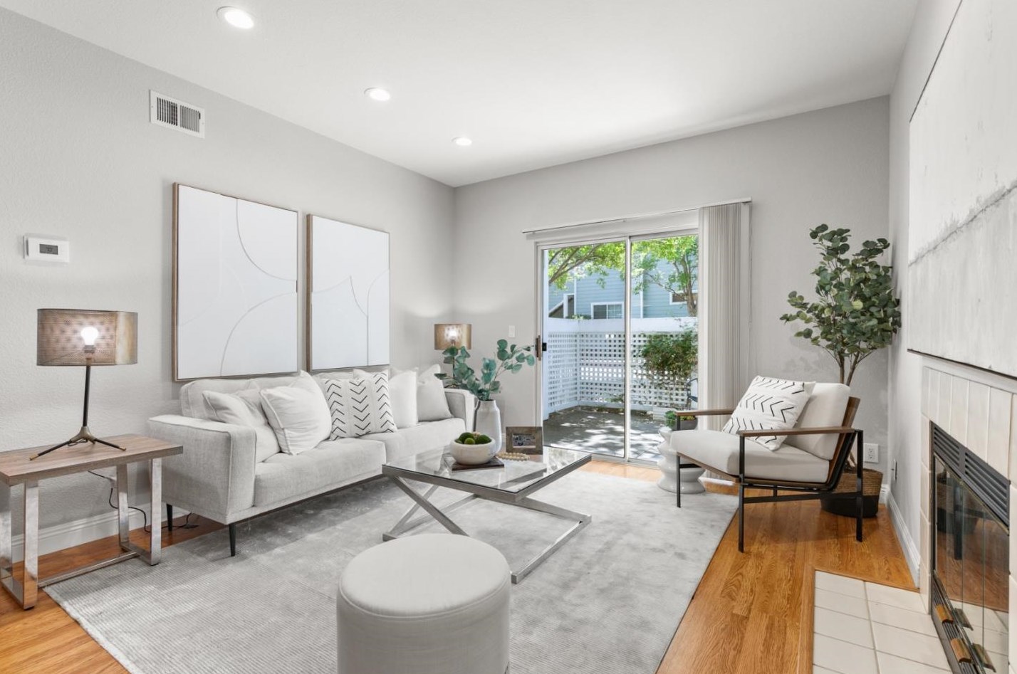 1702 Bevin Brook Dr, San Jose, CA 95112-6403