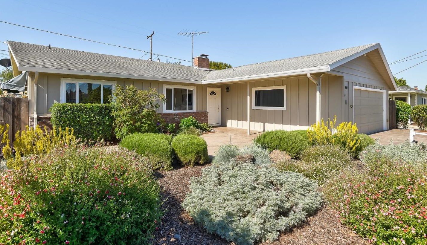 902 Iowa Ave, Sunnyvale, CA 94086-7569
