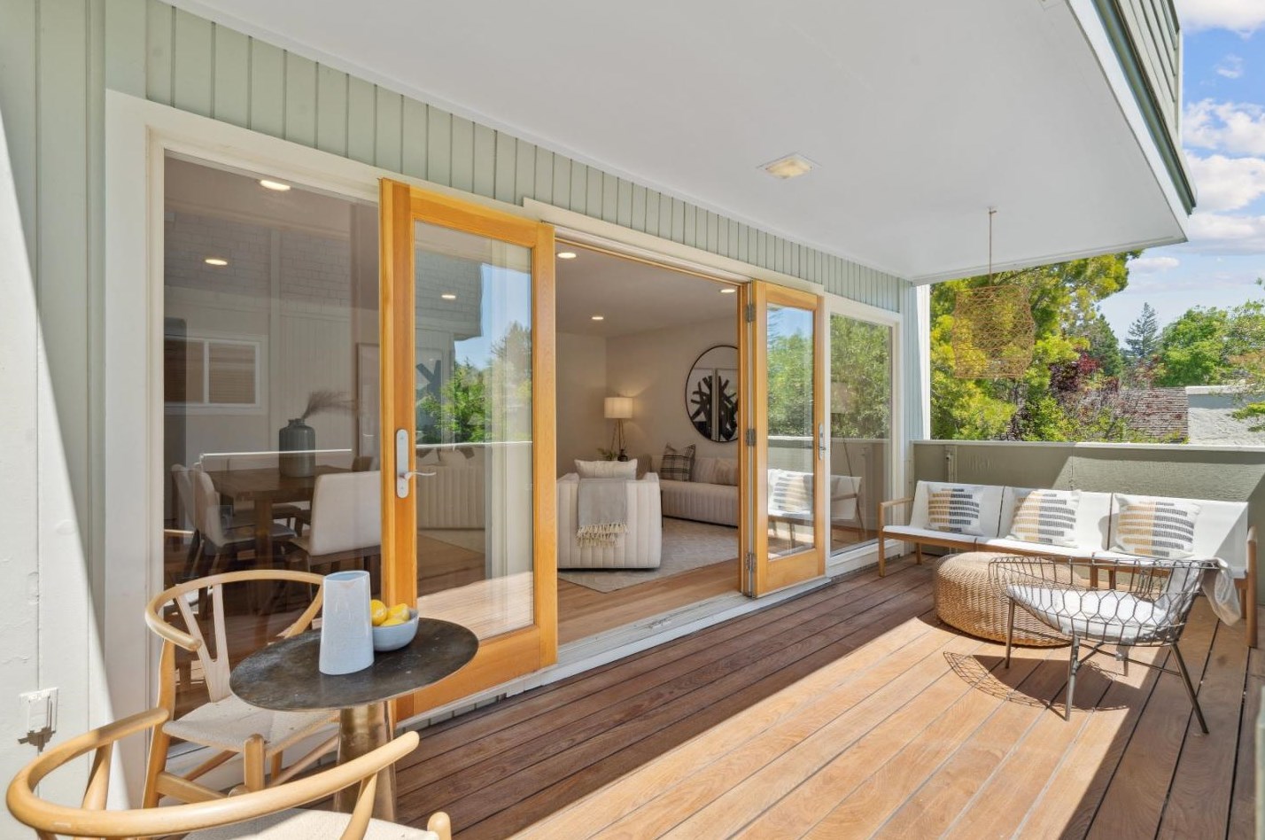 2383 Sharon Rd, Menlo Park, CA 94025