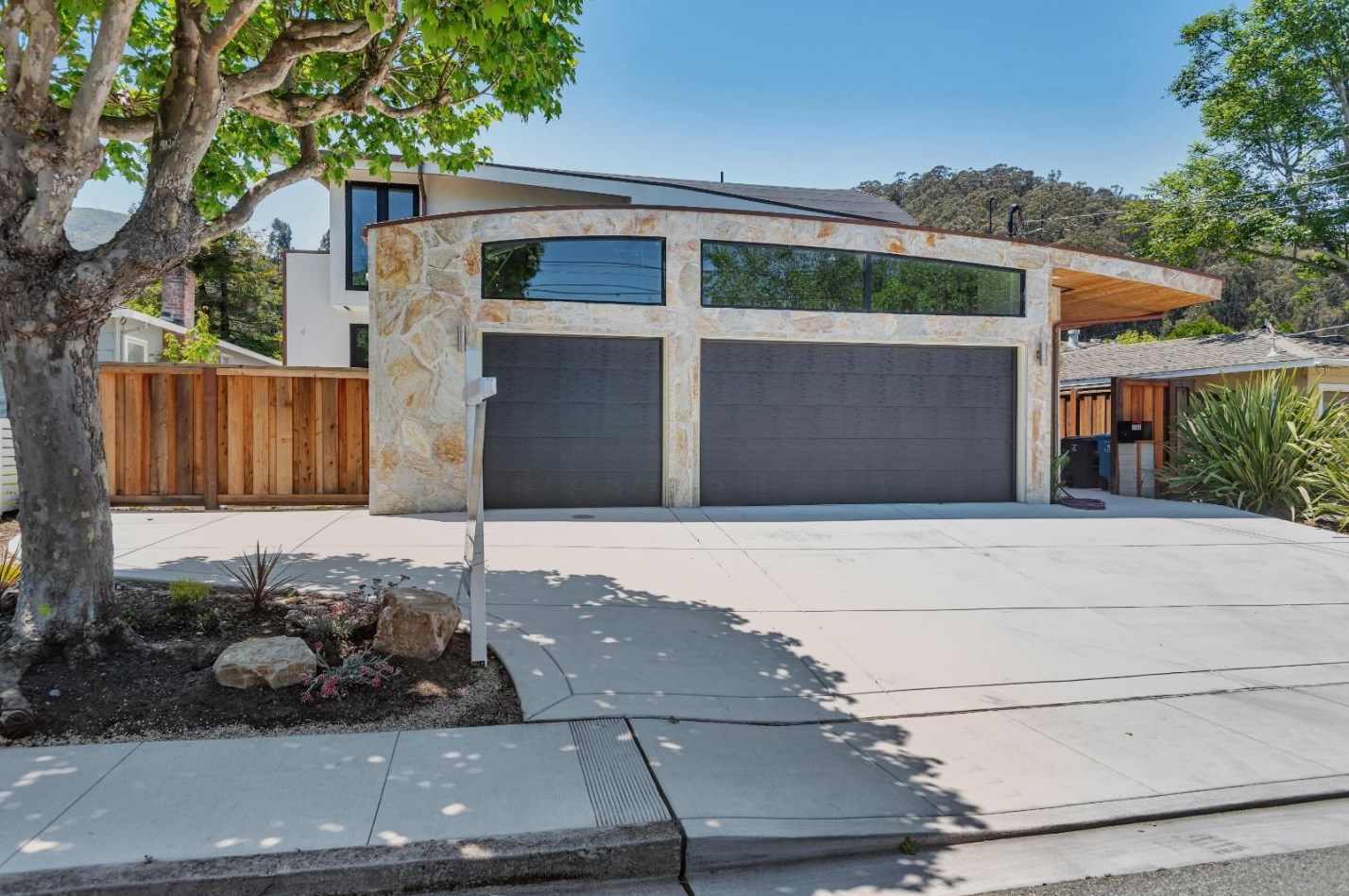 1164 Rosita Rd, Pacifica, CA 94044