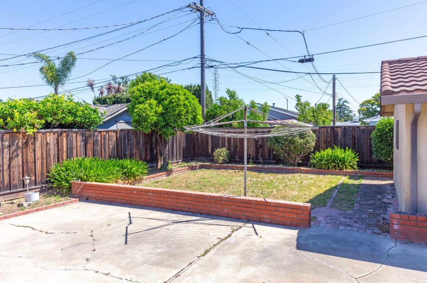 3796 Justine Dr, San Jose CA  95124-3130 exterior