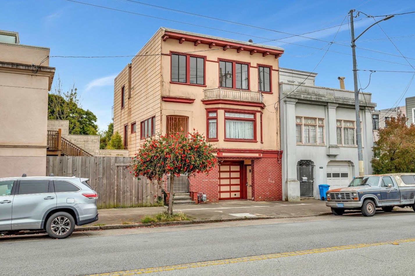 925 Balboa St, San Francisco, CA 94118-3645