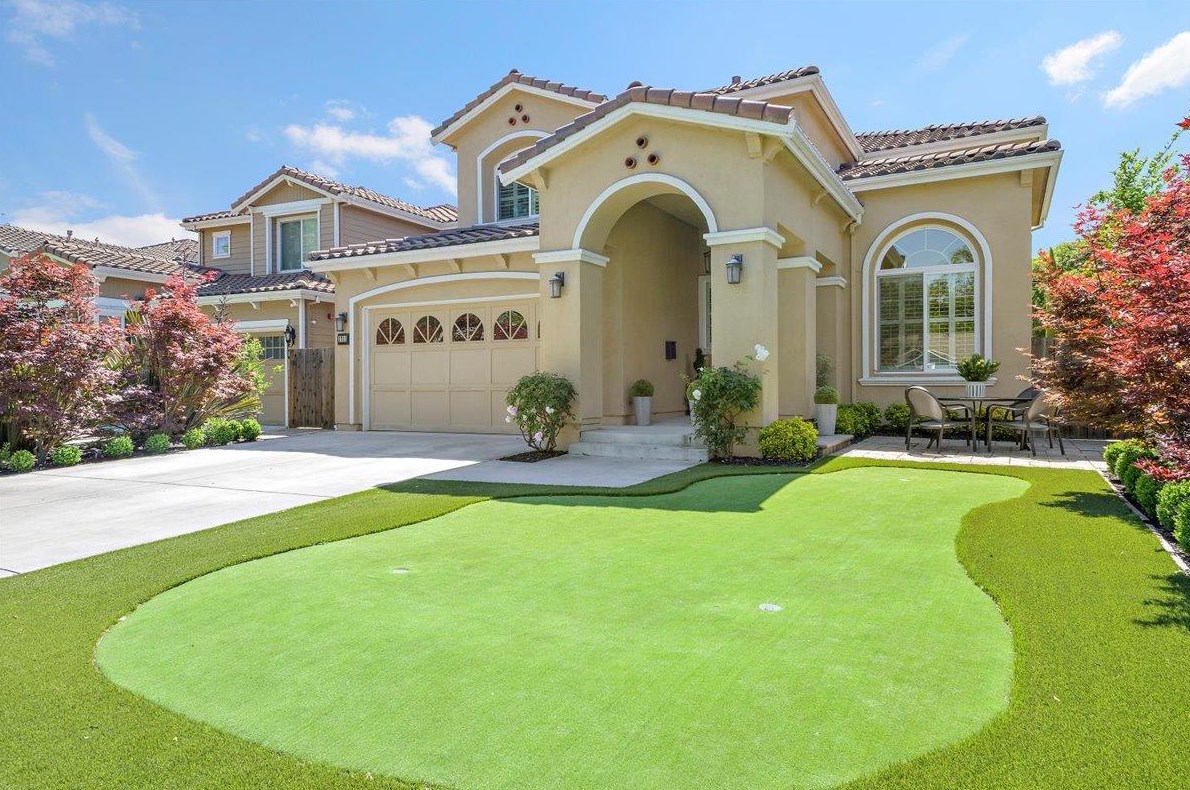 1711 Creek Dr, San Jose, CA 95125