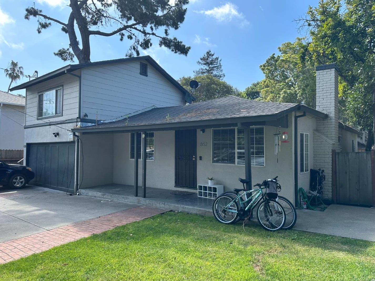 652 Scofield Ave, Palo Alto, CA 94303-2346