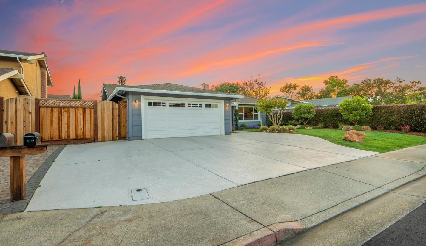 15765 La Mar Ct, Morgan Hill, CA 95037-5669