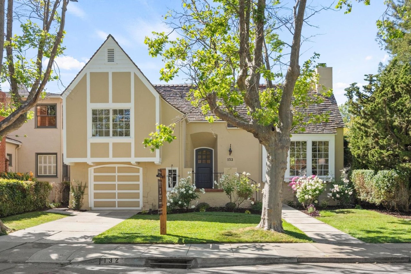 132 Avila Rd, San Mateo, CA 94402-2816
