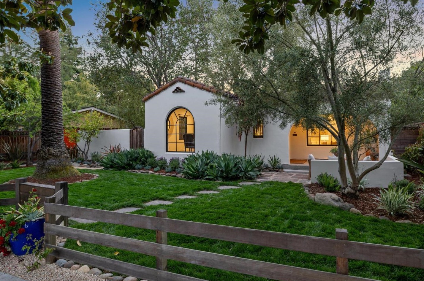 311 Central Ave, Menlo Park, CA 94025-2802