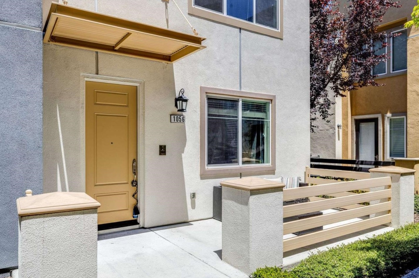 1056 Doheny Ter, Sunnyvale, CA 94085-3943