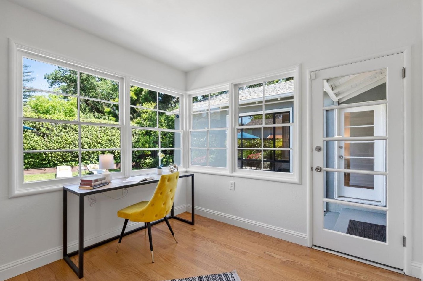 346 Stanford Ave, Menlo Park CA  94025-6240 exterior