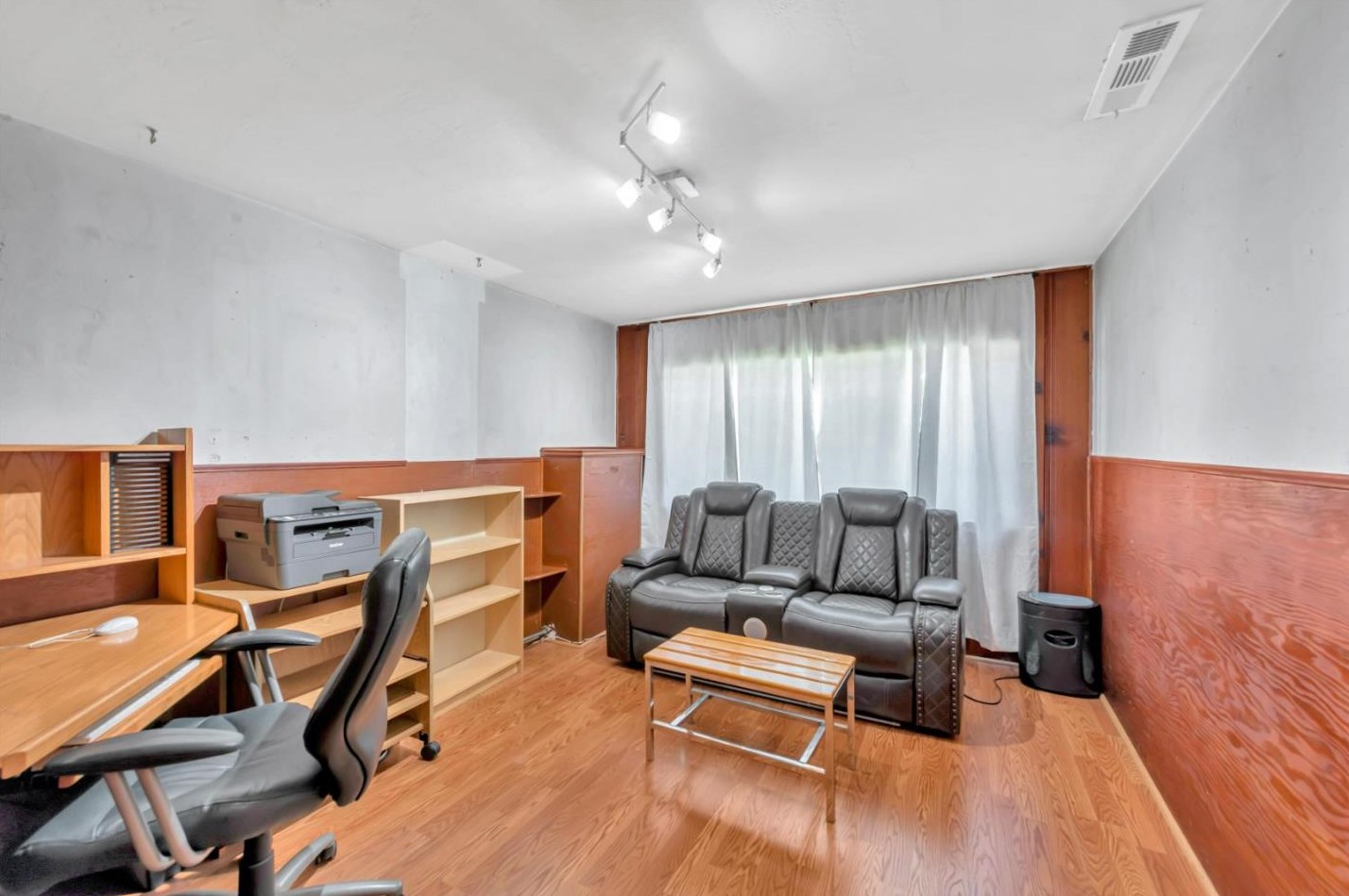 7221 Krause Ave, Oakland CA  94605-2749 exterior