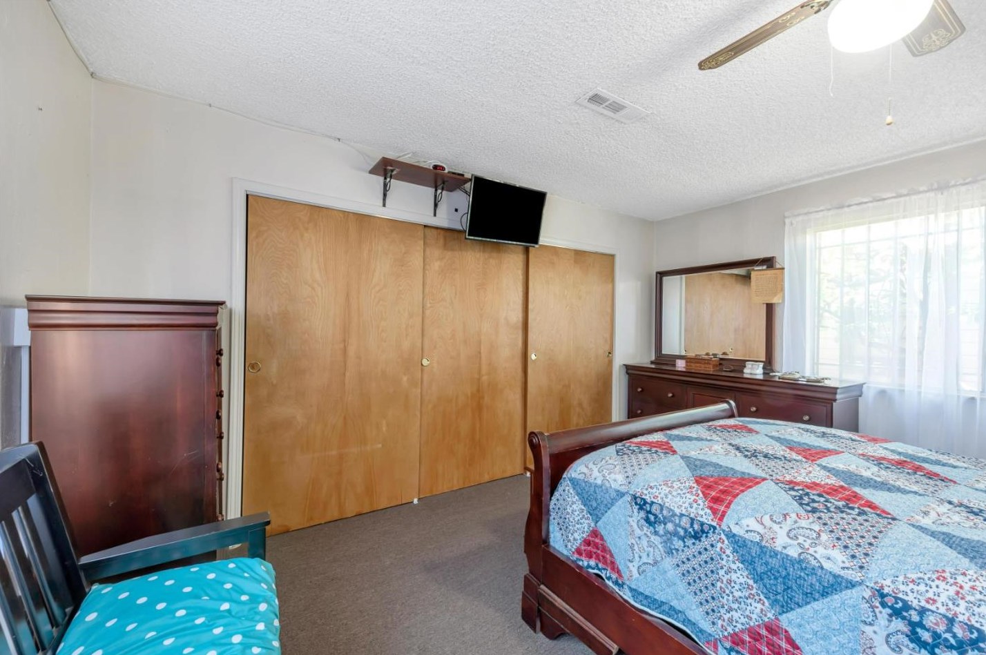 7221 Krause Ave, Oakland CA  94605-2749 exterior