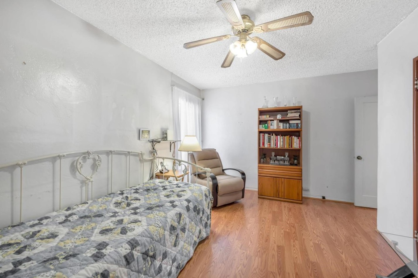 7221 Krause Ave, Oakland CA  94605-2749 exterior