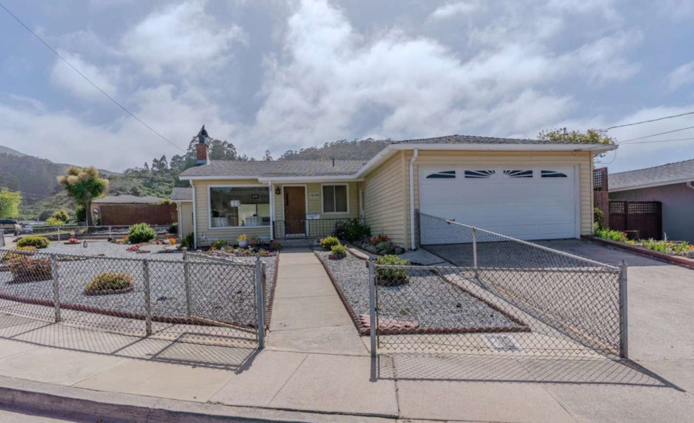 1236 Galvez Dr, Pacifica, CA 94044