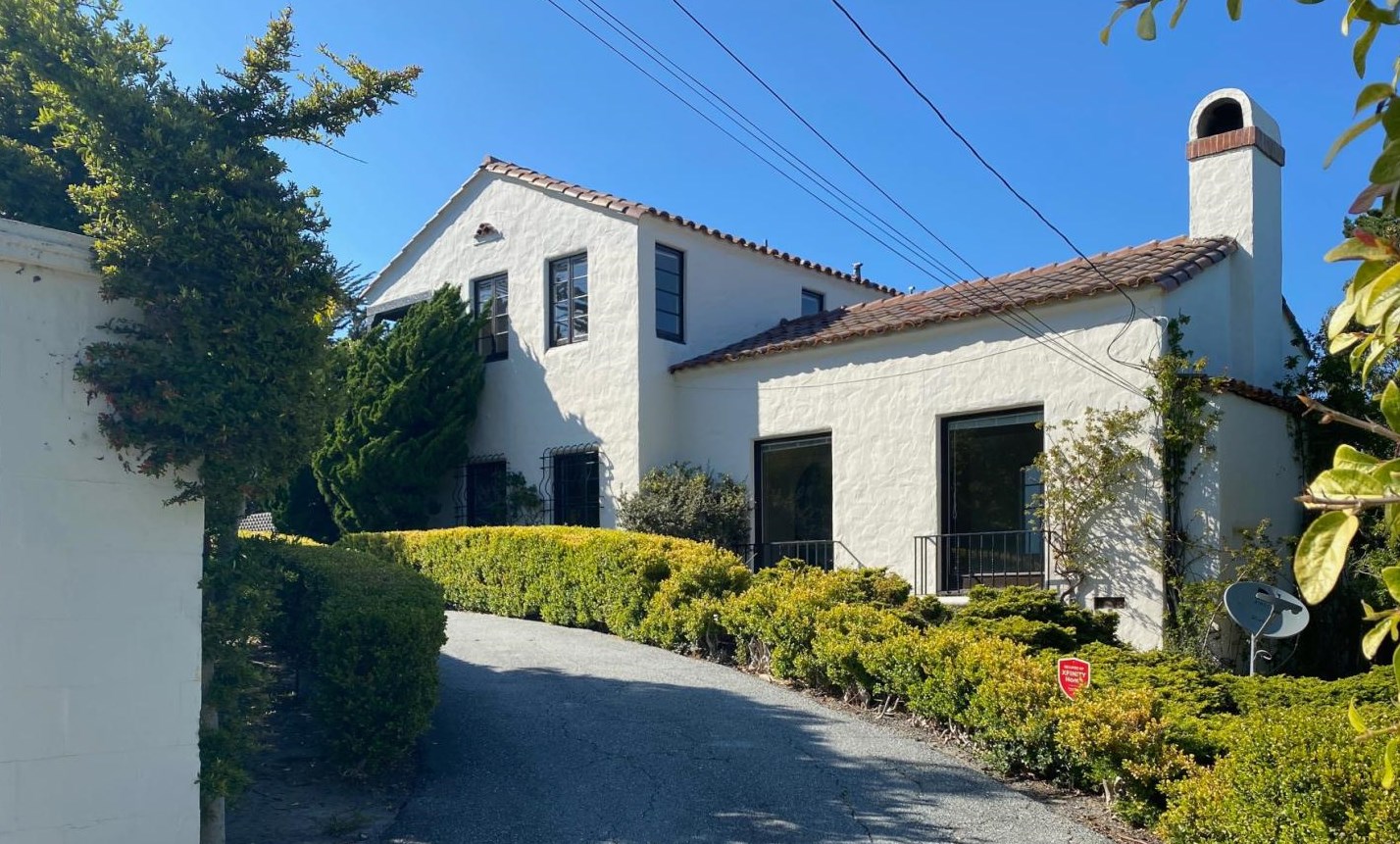 1078 Franklin St, Monterey, CA 93940-2112