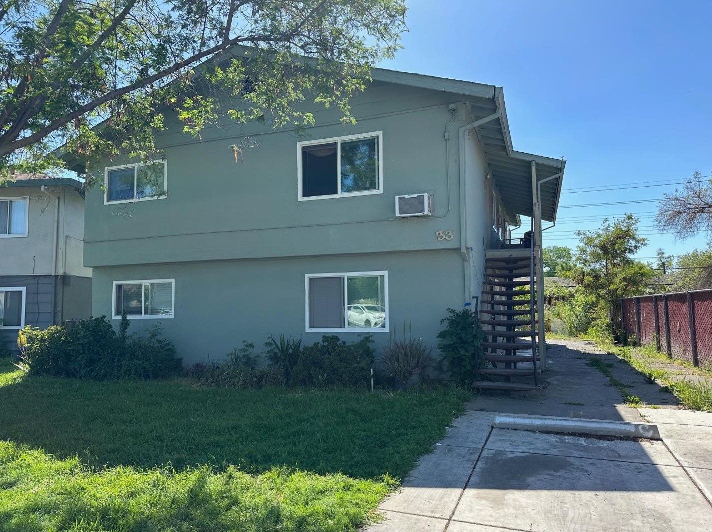 33 Arcade Blvd, Sacramento, CA 95815-1001