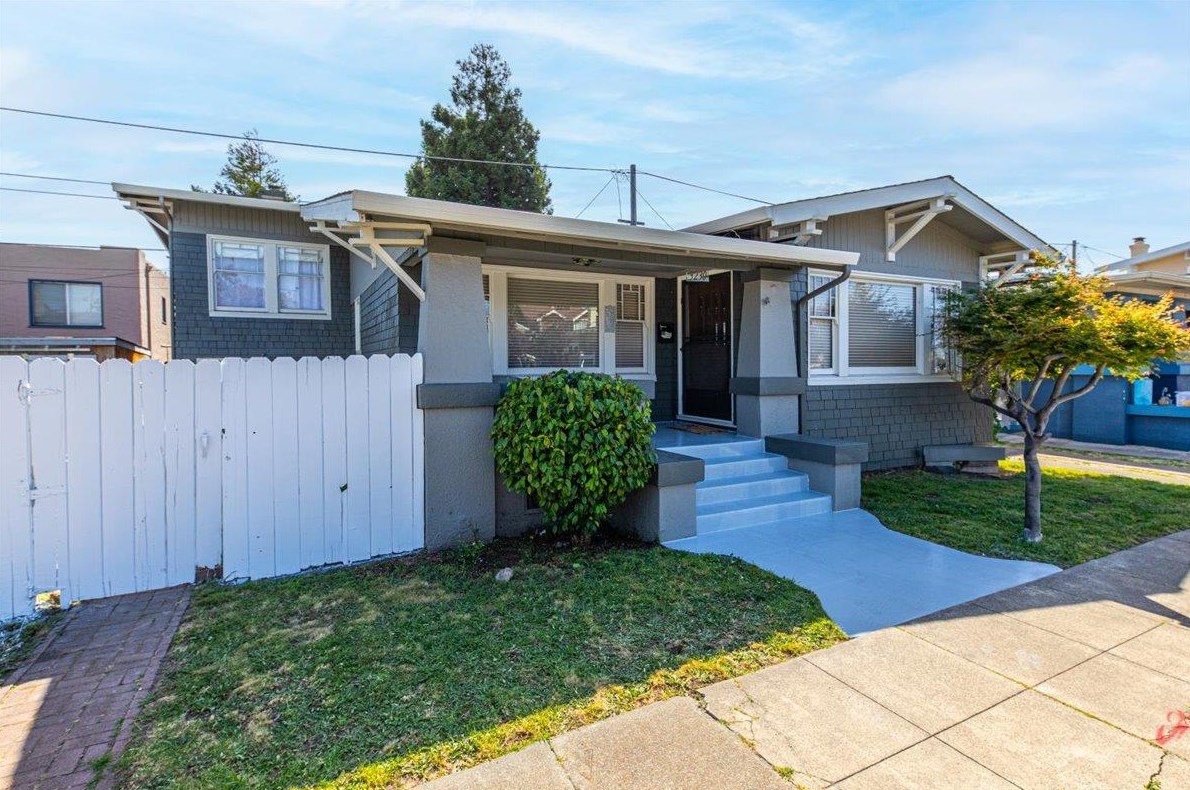 3230 Sterling Ave, Alameda, CA 94501-3128