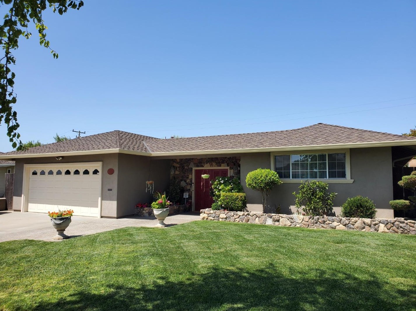 1264 San Angelo Dr, Salinas, CA 93901