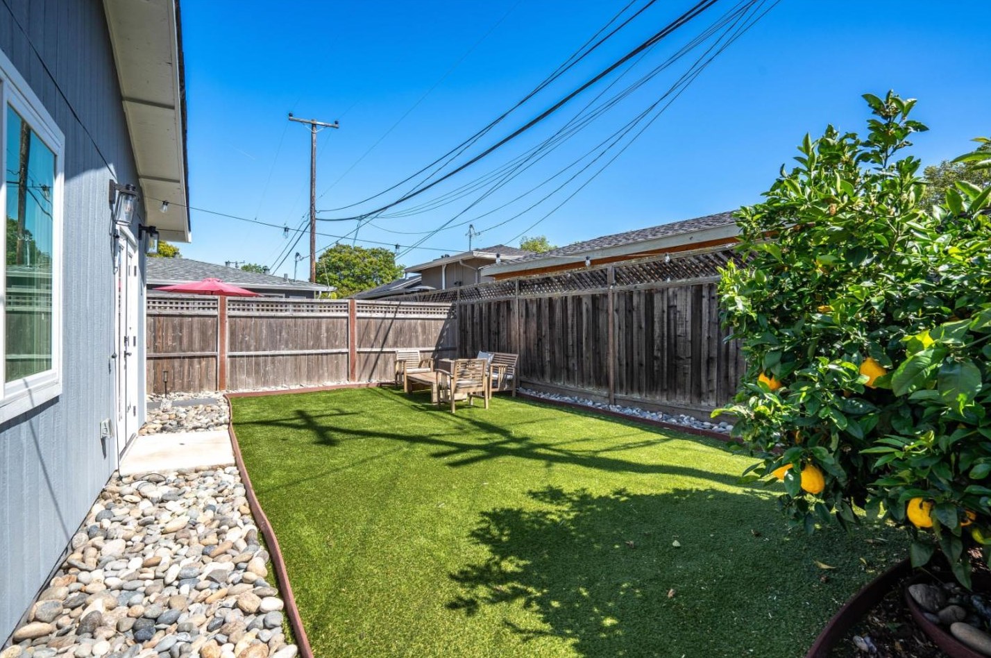 701 Dona Ave, Sunnyvale CA  94087-1608 exterior