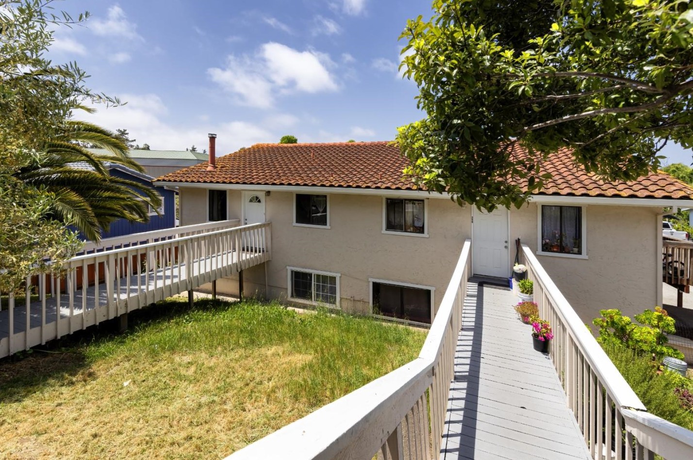 250 - 254 Holm Rd, Watsonville, CA 95076