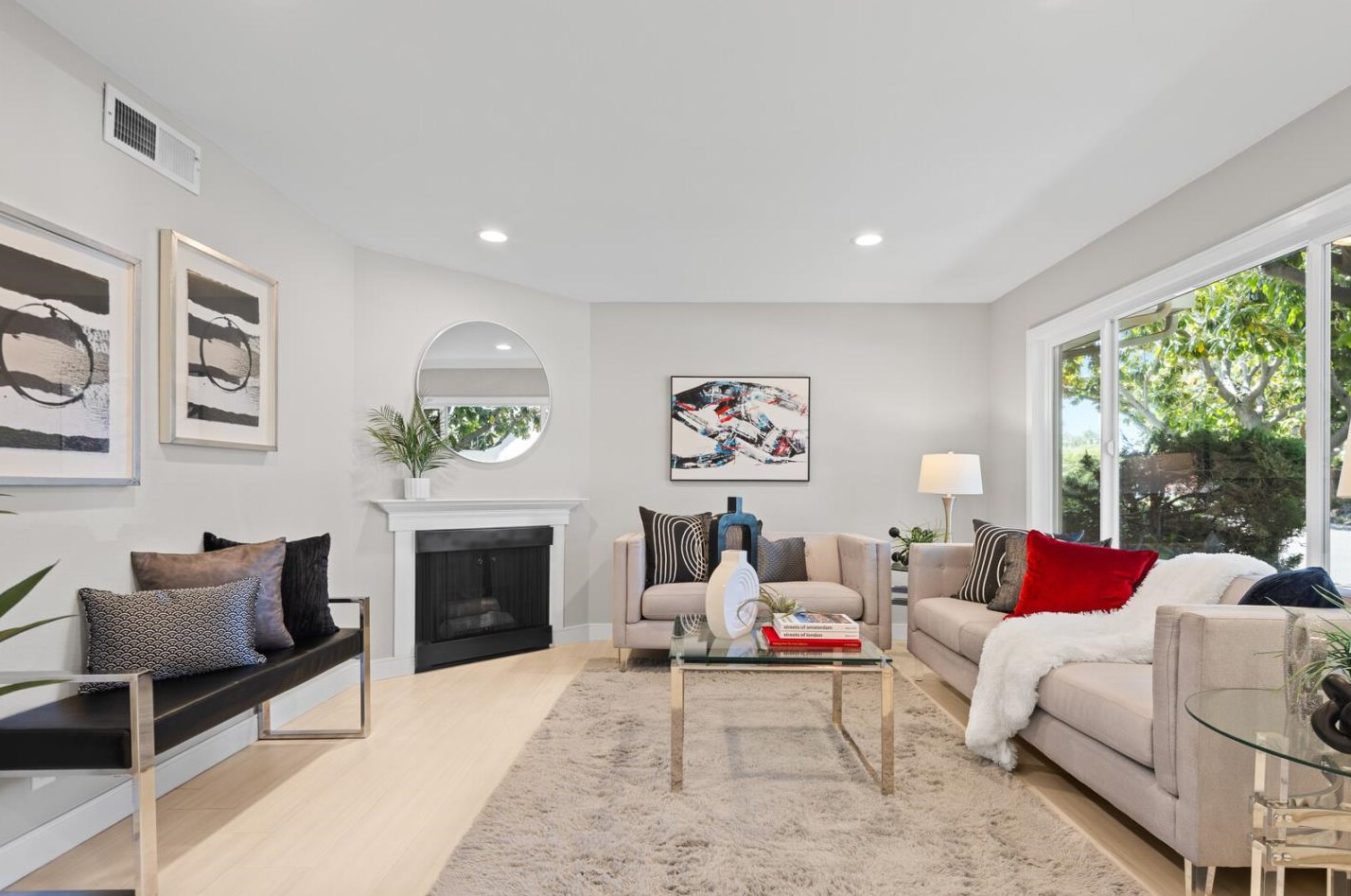 27 Saw Mill Ct, Mountain View, CA 94043-3143