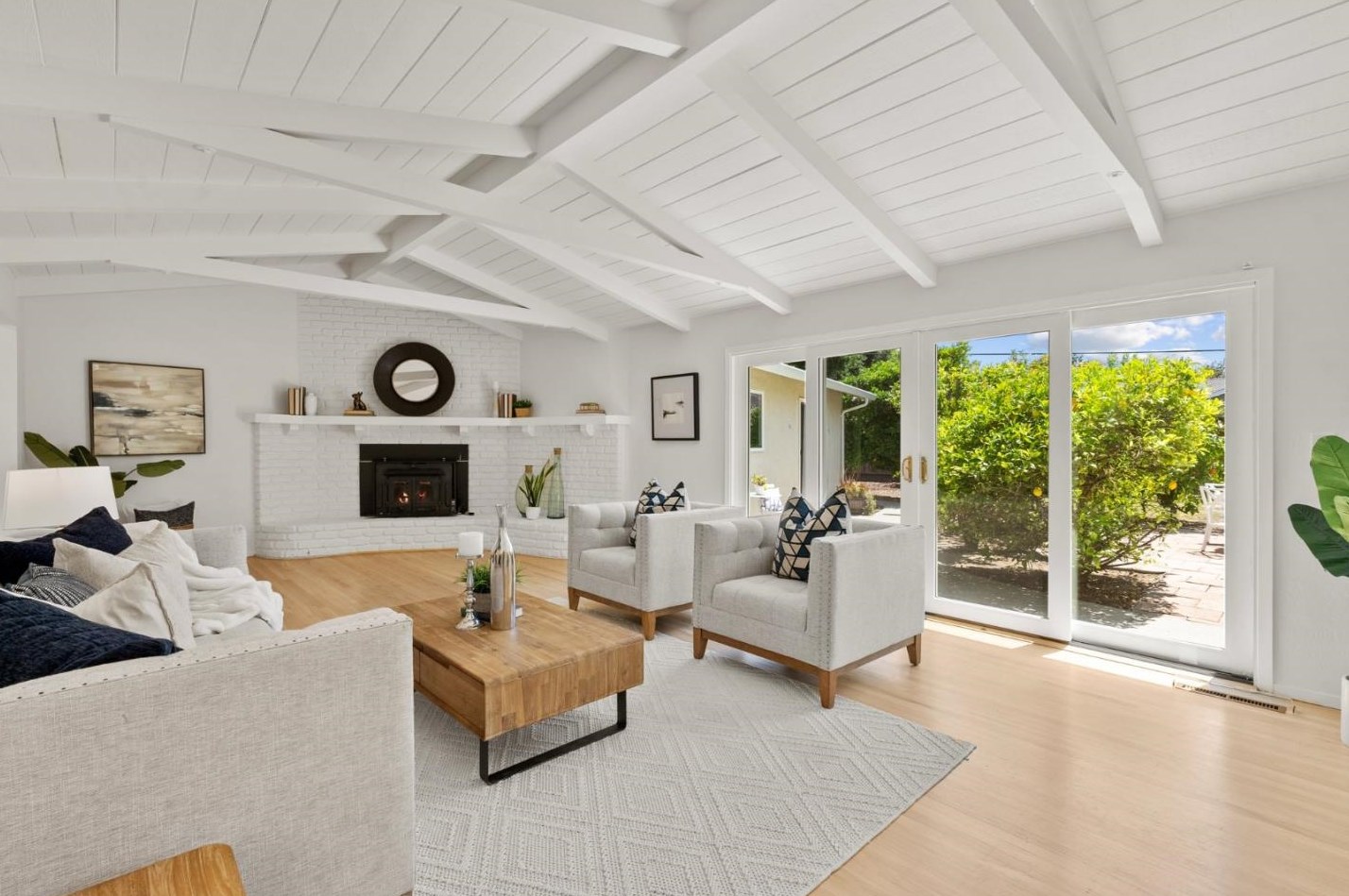 12451 Curry Ct, Saratoga, CA 95070