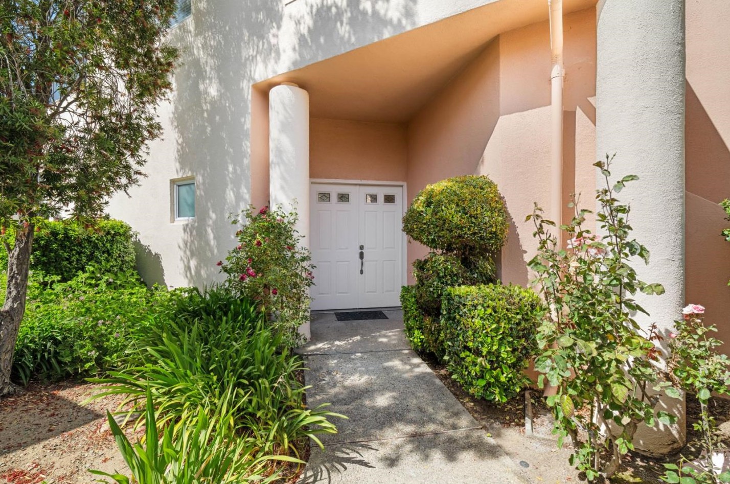 847 Lakeshore Dr., Redwood City, CA 94065