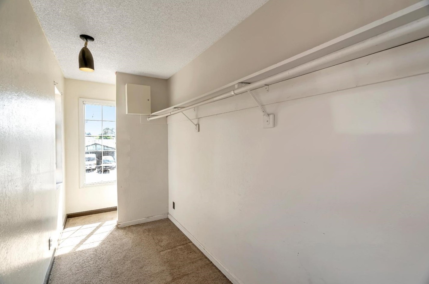 2790 Kern Ave, San Jose CA  95121-2329 exterior