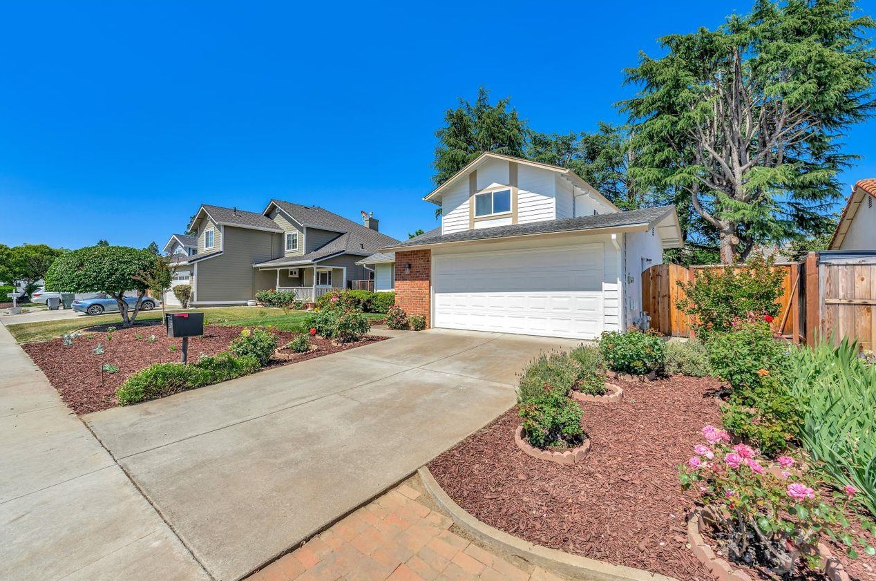 17060 Pine Way, Morgan Hill, CA 95037