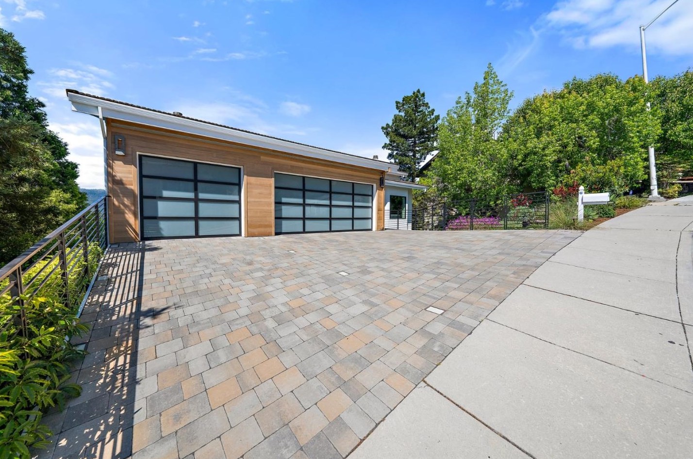 116 Leslie Dr, San Carlos, CA 94070-3461