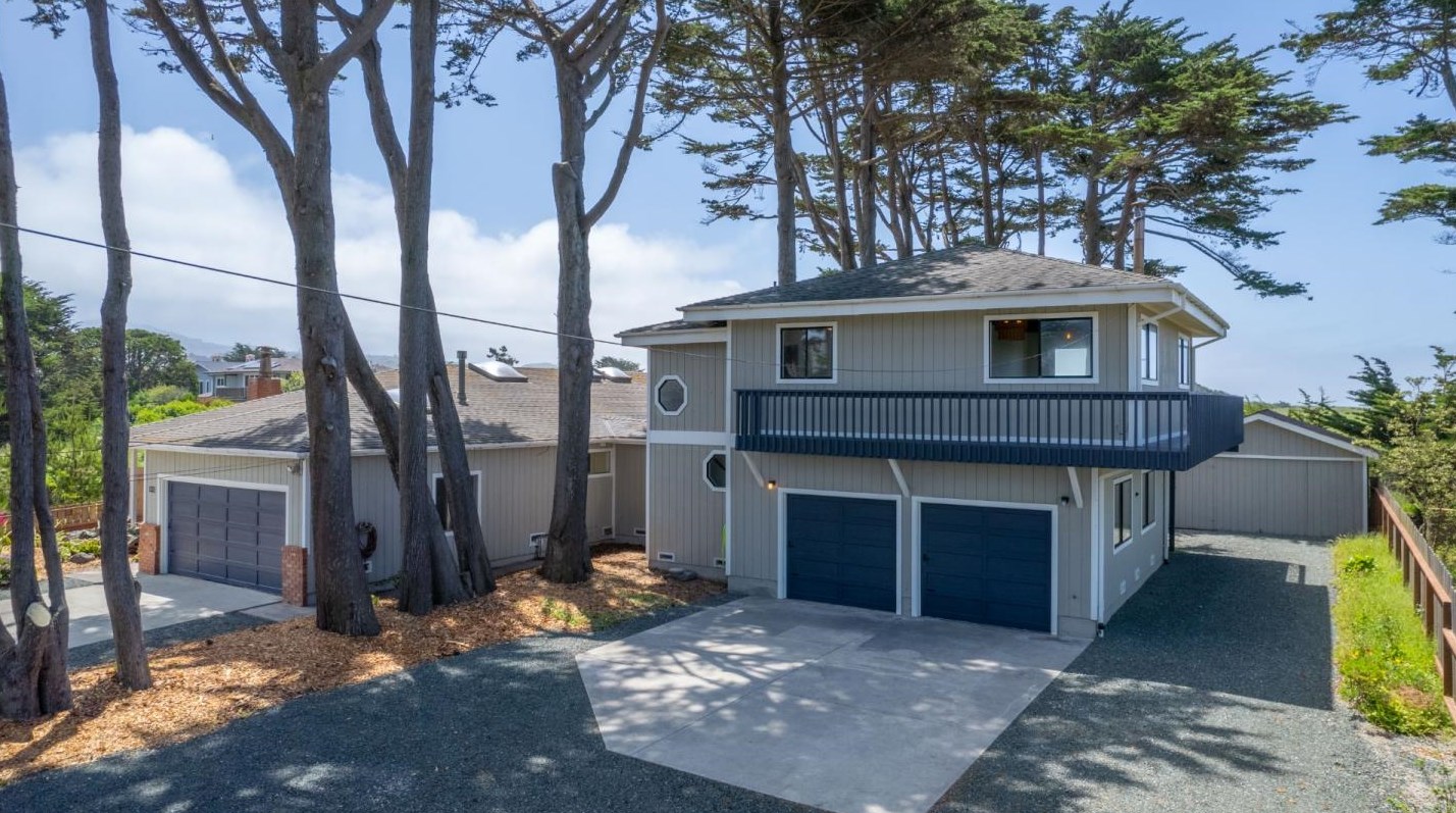 132 Kelly Ave, Princeton By The Sea, CA 94019-1630