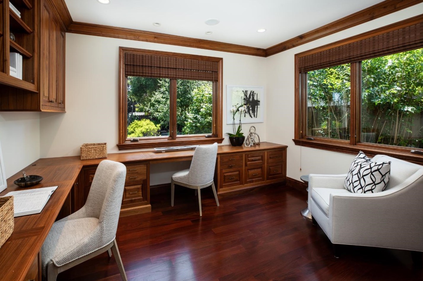 1169 Golden Way, Los Altos CA 94024-5070 exterior