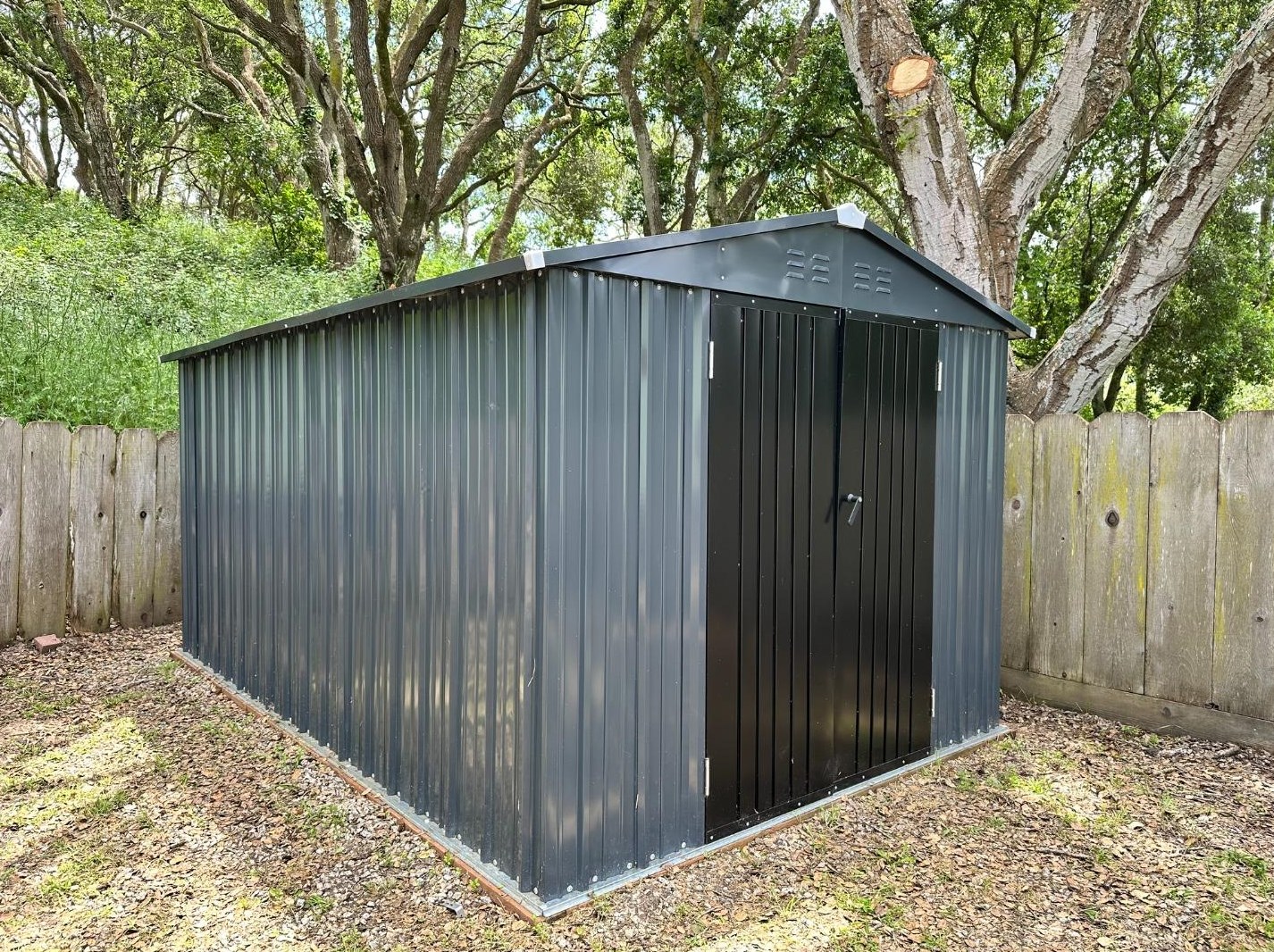 17592 Pond Derosa Ln, Salinas CA  93907-8849 exterior