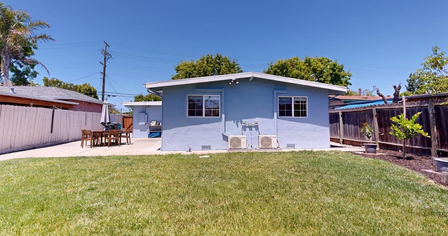 170 Terminal Ave, Menlo Park CA  94025-1246 exterior