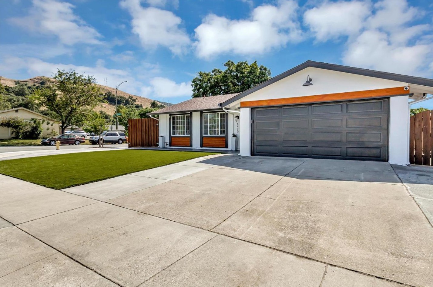 6495 Du Sault Dr, San Jose, CA 95119-1915